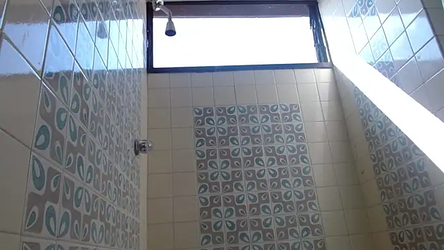 Saraa-restrepo online show from January 2025 02:41:01 PM