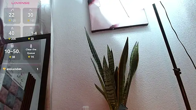 Saraa-restrepo online show from February 2025 02:06:02 PM