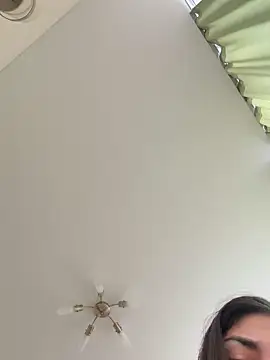 Snapshot of Sweet_Khalifa_ chatting on February 2025 08:39:01 AM Sweet Khalifa online show from February 2025 08:39:01 AM