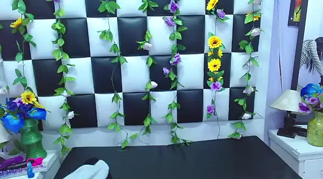 Morgana Smit online show from March 2025 01:29:02 PM