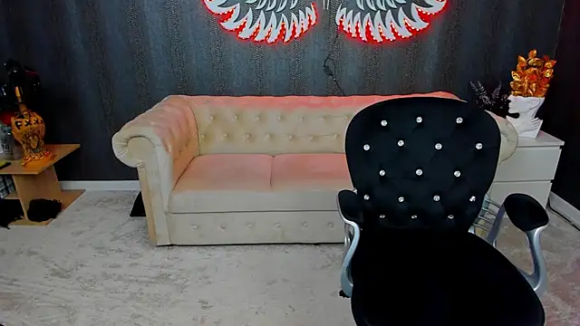 Snapshot of anemarieejolie chatting on March 2025 09:32:02 PM anemarieejolie online show from March 2025 09:32:02 PM