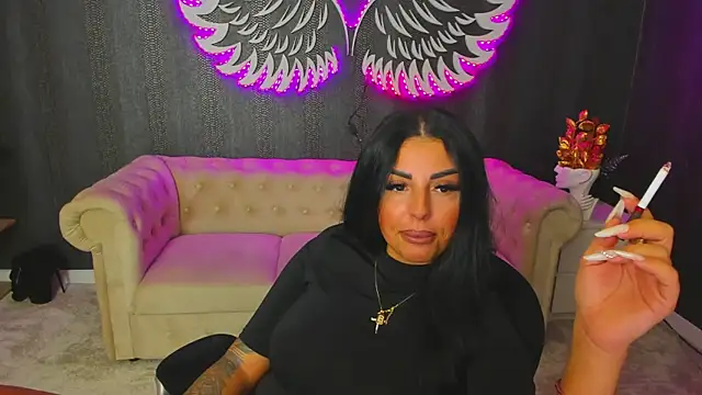 Snapshot of anemarieejolie chatting on September 2025 04:40:01 PM anemarieejolie online show from September 2025 04:40:01 PM