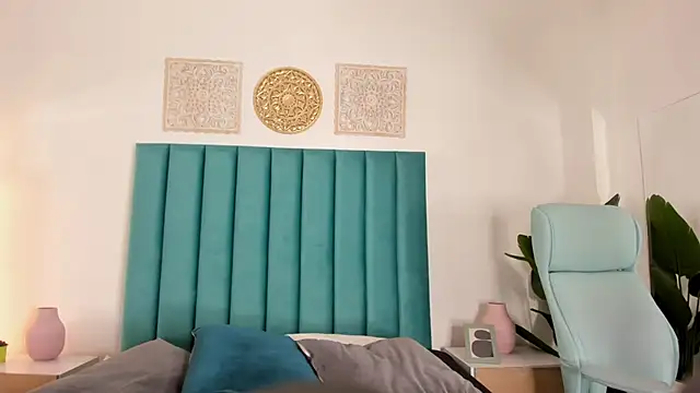 ChloeTayylor  online show from March 2025 08:54:01 PM