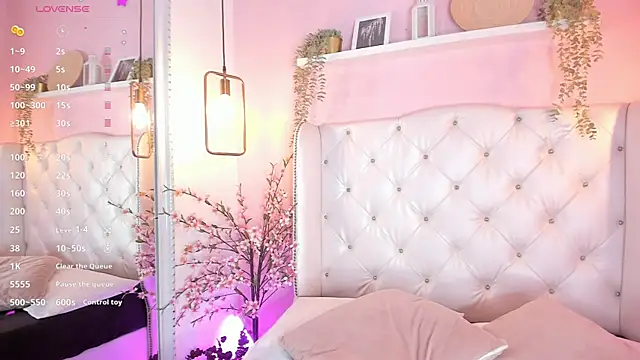 ChloeTayylor  online show from March 2025 06:33:02 AM