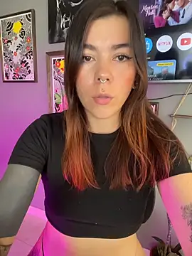 Snapshot of luccianagreyy chatting on November 2025 08:08:01 PM luccianagreyy online show from November 2025 08:08:01 PM