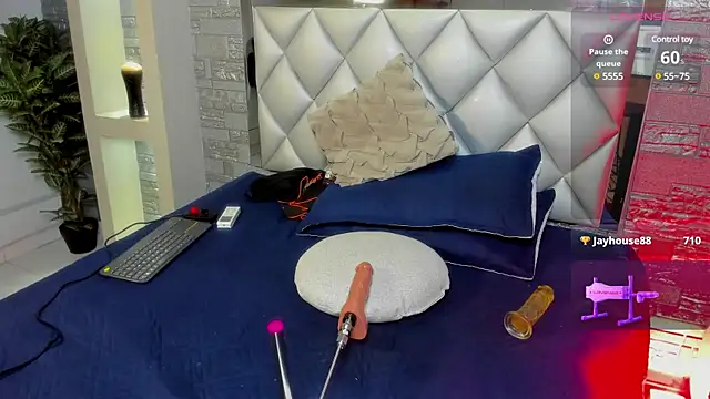 Aron Bolt online show from February 2025 10:25:02 PM