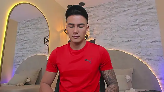 Snapshot of Aron_Bolt chatting on February 2026 12:26:02 PM Aron Bolt online show from February 2026 12:26:02 PM