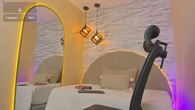 Snapshot of Aron_Bolt chatting on February 2026 04:00:02 PM Aron Bolt online show from February 2026 04:00:02 PM