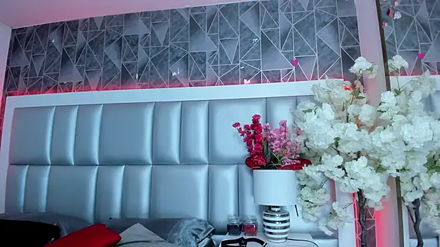 Im gaia online show from March 2025 04:23:01 PM