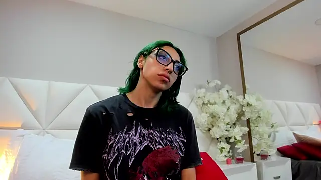 Im gaia online show from March 2025 01:15:01 PM