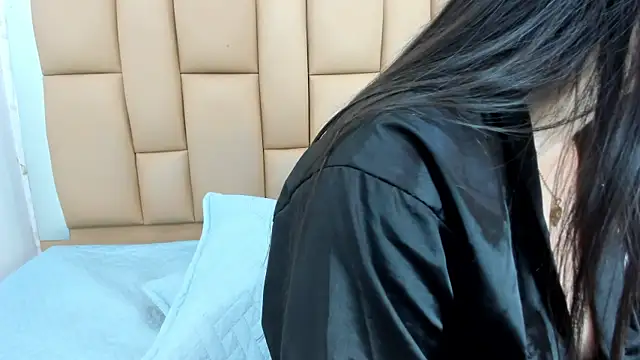 Amy wats0n online show from January 2025 07:04:01 PM