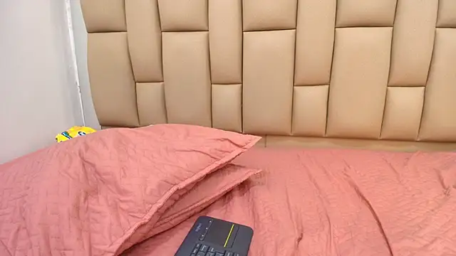 Amy wats0n online show from February 2025 01:15:01 AM