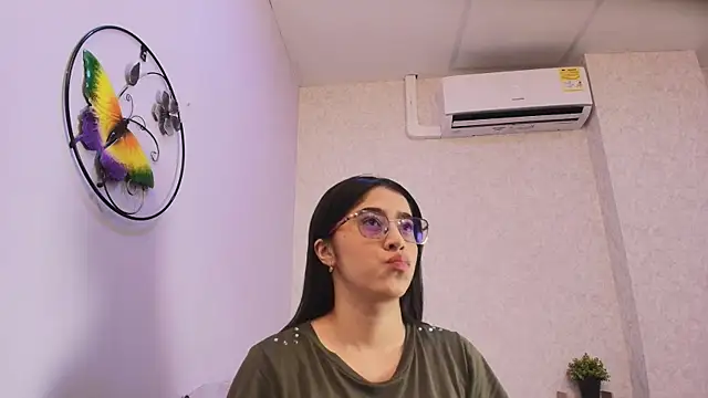 Amy wats0n online show from February 2026 07:07:01 PM