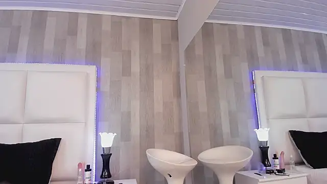 HazelMoret online show from February 2025 02:54:01 PM