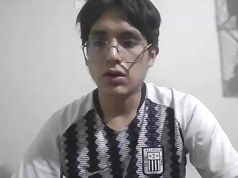 Snapshot of HardDick2 chatting on June 2026 05:56:01 AM HardDick2 online show from June 2026 05:56:01 AM