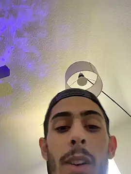 kennylove420 online show from September 2025 05:25:01 PM