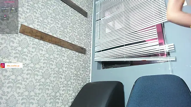 Snapshot of Mia_scarlet69 chatting on February 2026 12:32:02 PM Mia scarlet69 online show from February 2026 12:32:02 PM