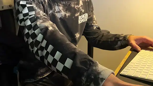 Dylansd online show from January 2025 09:44:02 AM