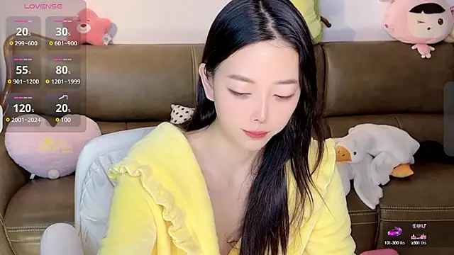 Yilin1999 online show from January 2025 12:17:02 AM