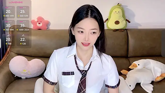 Yilin1999 online show from February 2025 10:04:02 PM