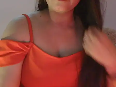 Snapshot of diva-22 chatting on June 2026 02:43:01 PM diva-22 online show from June 2026 02:43:01 PM