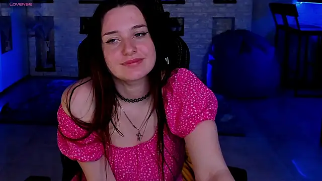 LisaElfy online show from March 2025 04:18:02 PM