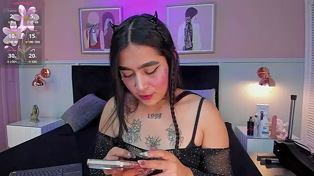 Snapshot of elodie_walker chatting on September 2025 12:16:02 PM elodie walker online show from September 2025 12:16:02 PM