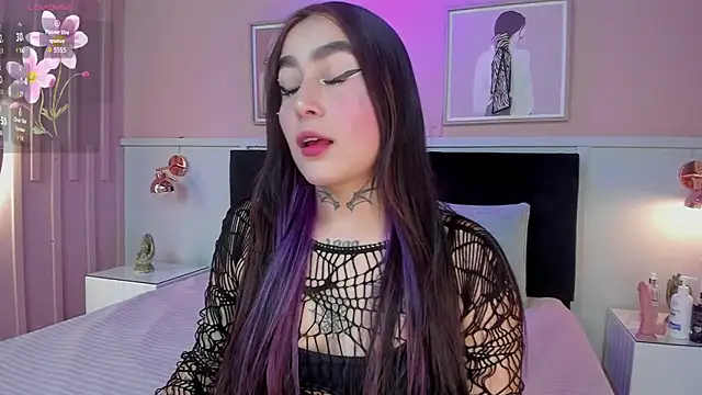 Snapshot of elodie_walker chatting on September 2025 12:29:01 PM elodie walker online show from September 2025 12:29:01 PM