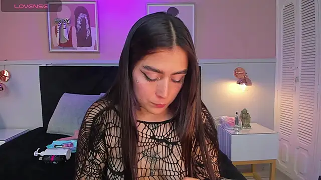 Snapshot of elodie_walker chatting on October 2025 01:30:01 PM elodie walker online show from October 2025 01:30:01 PM