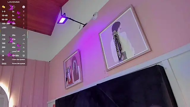 Snapshot of elodie_walker chatting on October 2025 04:09:02 PM elodie walker online show from October 2025 04:09:02 PM