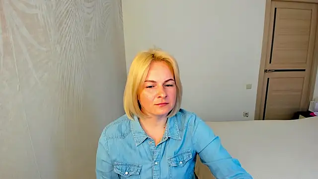 Alicee Gracee online show from April 2026 11:42:01 AM