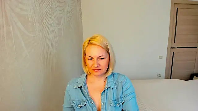 Alicee Gracee online show from April 2026 09:45:01 AM