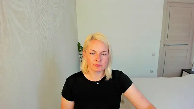 Alicee Gracee online show from June 2026 08:57:01 AM