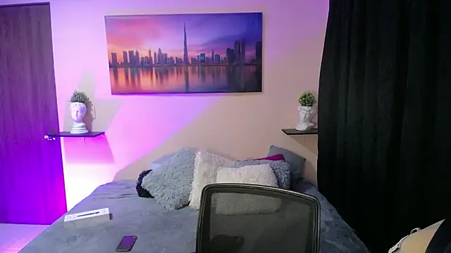 cristal-evanns online show from December 2024 03:50:02 AM