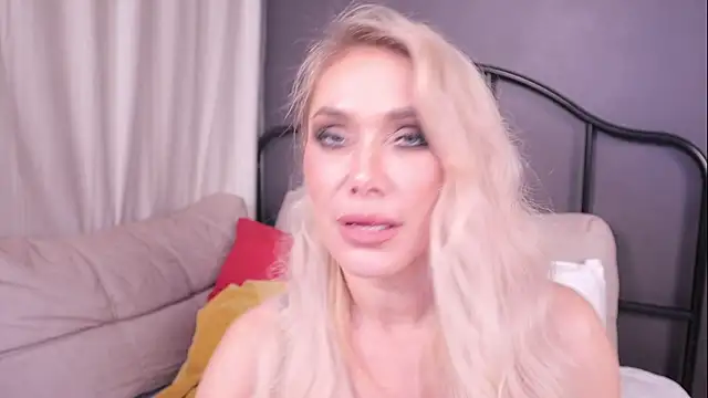 IsadoraDunkan online show from March 2025 09:13:01 PM