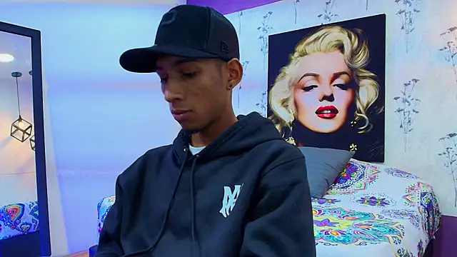 Snapshot of alejandro_king1 chatting on February 2025 12:47:02 PM alejandro king1 online show from February 2025 12:47:02 PM