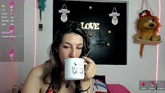 queen-natty online show from December 2024 01:47:02 AM