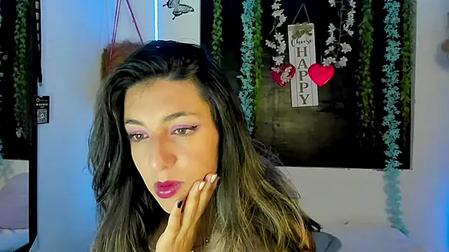 queen-natty online show from February 2026 01:56:02 AM