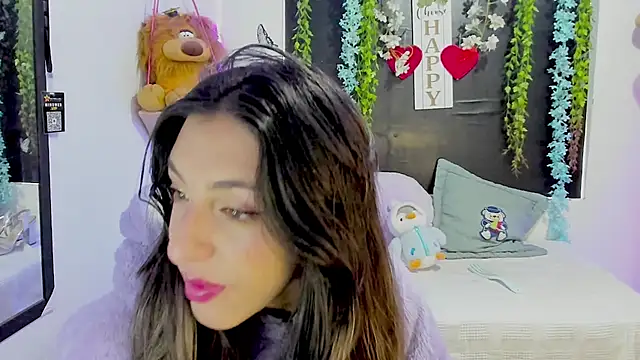 queen-natty online show from March 2026 02:12:02 PM