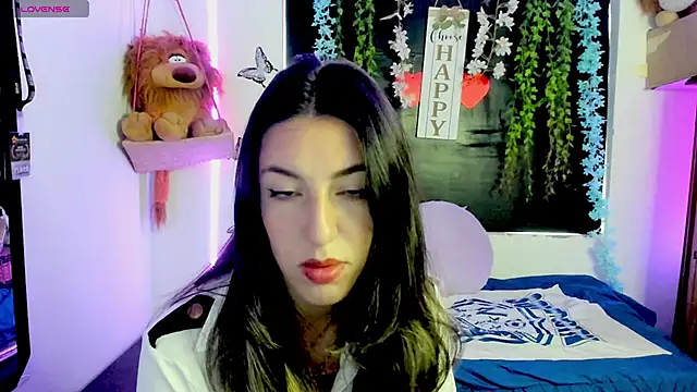 Snapshot of queen-natty chatting on May 2026 01:53:01 PM queen-natty online show from May 2026 01:53:01 PM