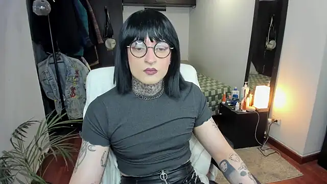 Snapshot of ShiiraVelkor chatting on September 2025 09:53:02 AM ShiiraVelkor online show from September 2025 09:53:02 AM