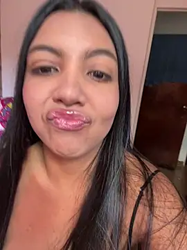nicole fisherr online show from June 2026 08:25:02 PM
