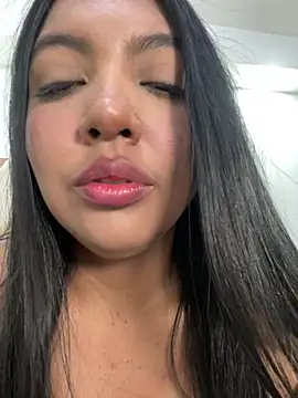 nicole fisherr online show from July 2026 05:09:02 PM