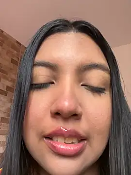 nicole fisherr online show from July 2026 09:41:02 PM