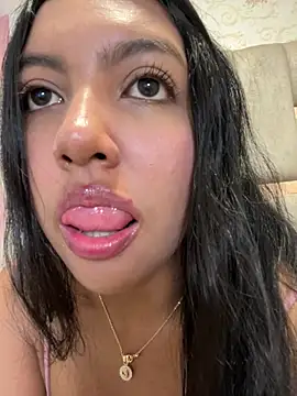 nicole fisherr online show from July 2026 10:31:01 PM