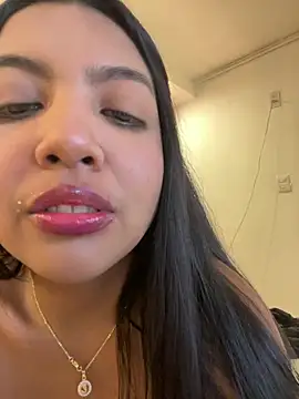 nicole fisherr online show from July 2026 10:19:02 PM