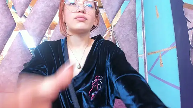 LARICSABLUE online show from January 2025 08:11:01 AM