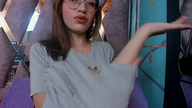 LARICSABLUE online show from February 2025 04:25:02 AM