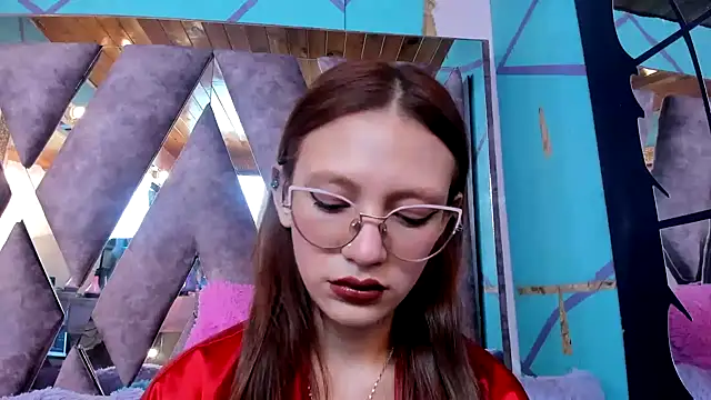 LARICSABLUE online show from March 2025 06:47:02 PM