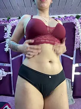 Lucy Anall  online show from June 2026 12:13:01 AM